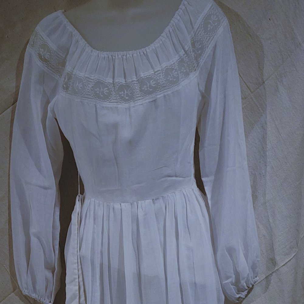 This Is Yours 1970's size 5 white dress - Previously loved